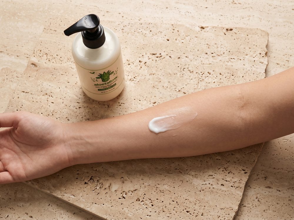 No grease. Actually absorbs.